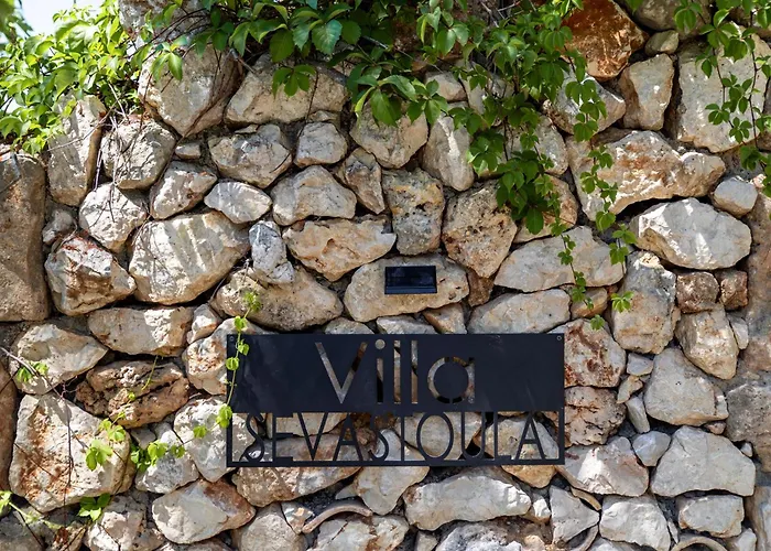 Вилла Sevastoula *