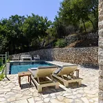 Sevastoula *
