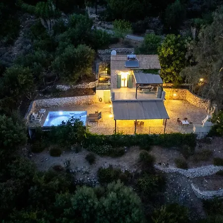 Villa Sevastoula Radzaklí